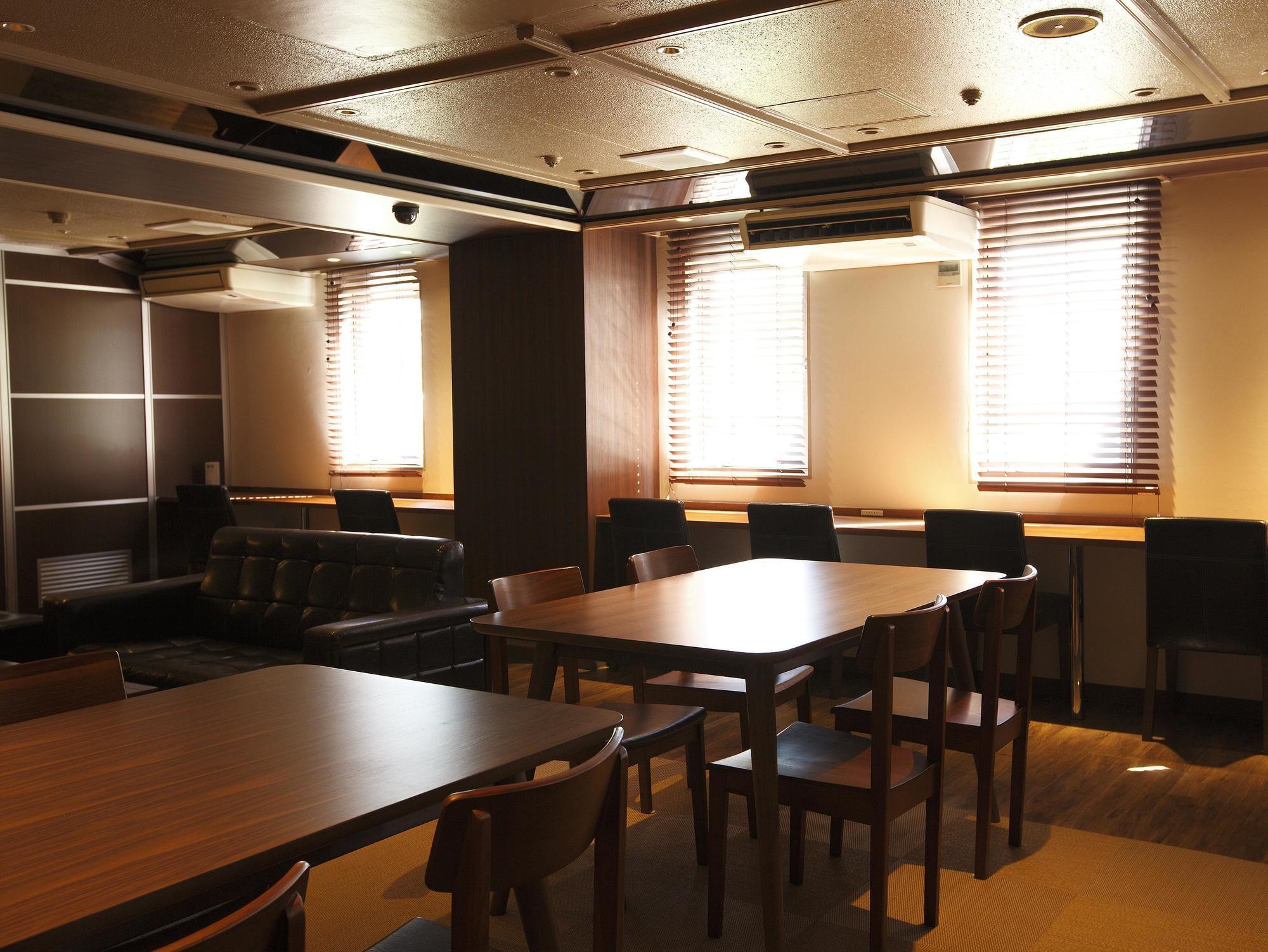 Shinjuku Kuyakusho-Mae Capsule Hotel Τόκιο Εξωτερικό φωτογραφία
