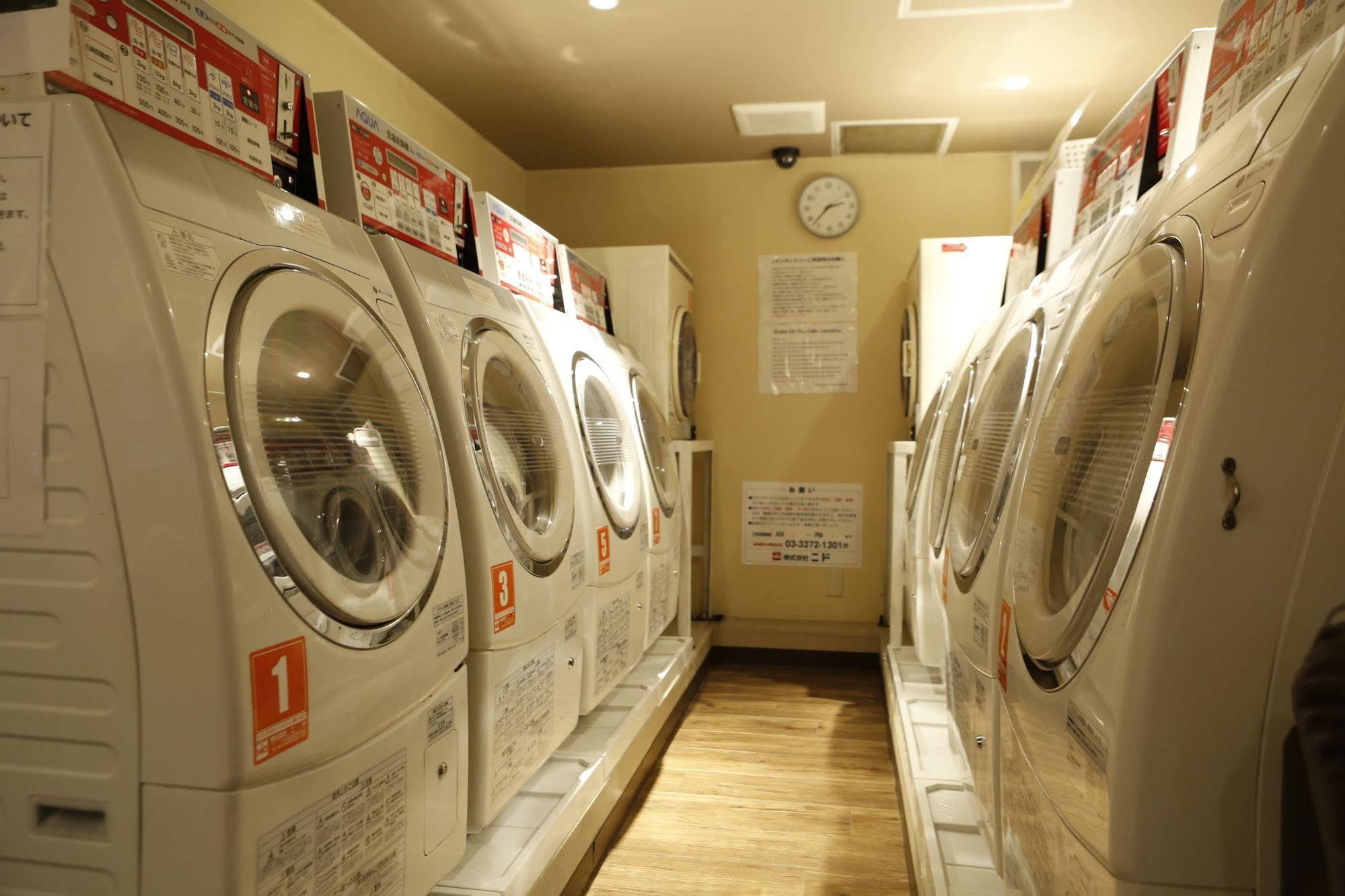 Shinjuku Kuyakusho-Mae Capsule Hotel Τόκιο Εξωτερικό φωτογραφία